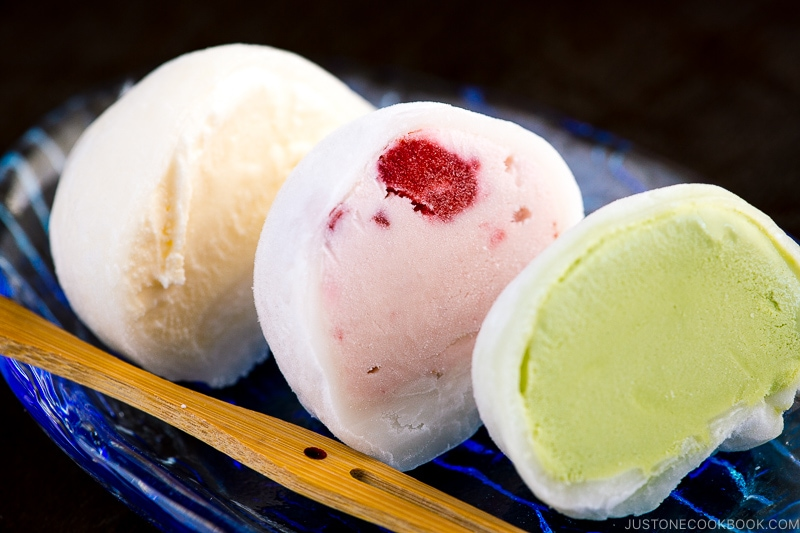 Three mochi ice creams: Vanilla, Strawberry and Green Tea